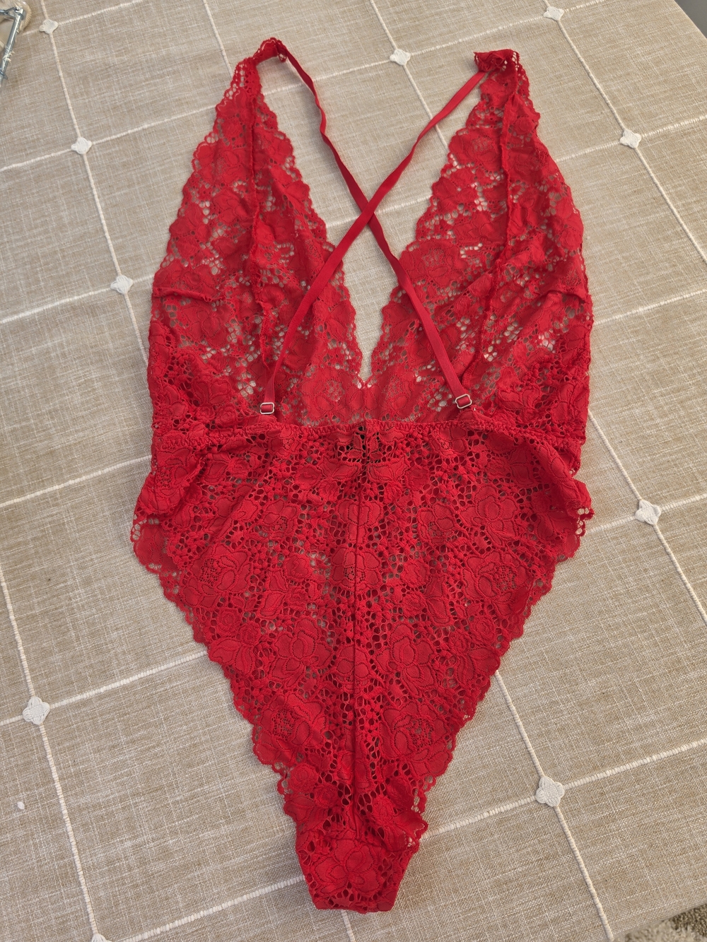Victoria's Secret Red Floral Lace Plunge Bodysuit - Picture 3 of 5